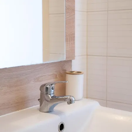 T2 - Avec Piscine Garage Et Tennis דירה ואלאוריס